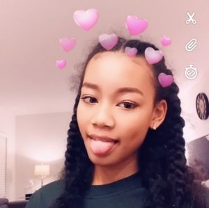 Meet your Posher, Joy